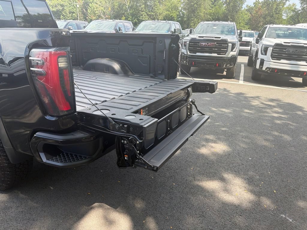 New 2026 GMC Sierra 2500 AT4 w/ AT4 Premium Plus Package AWD/4WD image 30