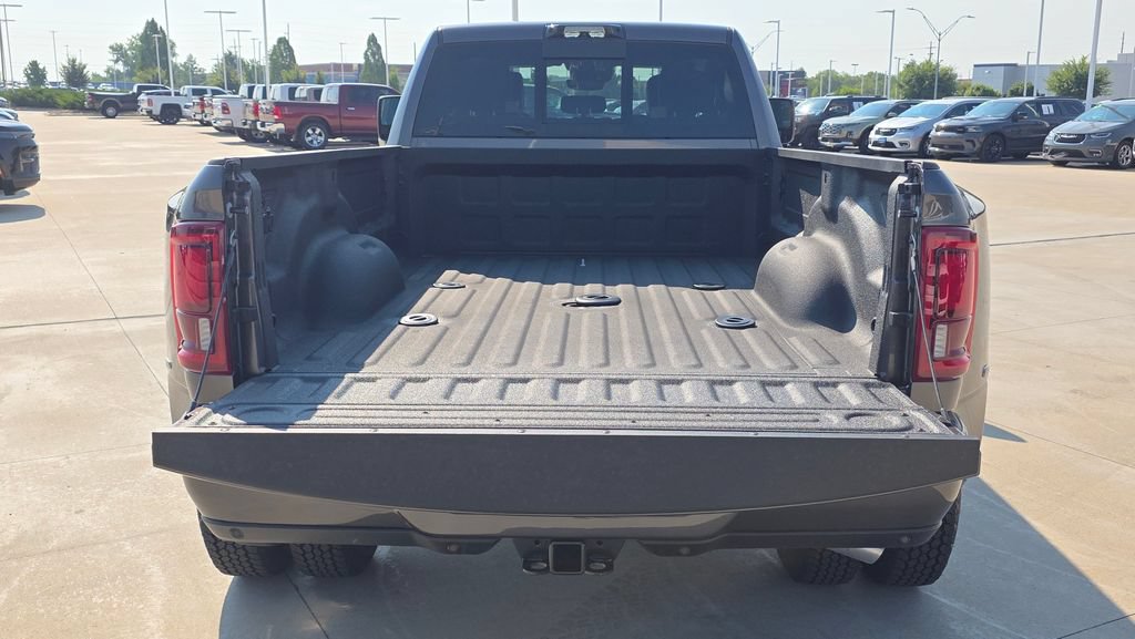 New 2026 RAM 3500 Laramie w/ Night Edition AWD/4WD image 5
