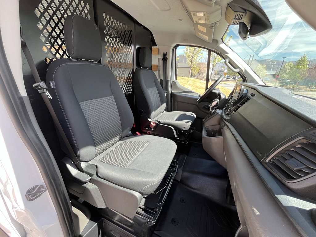 Used 2024 Ford Transit 250 Low Roof w/ Exterior Upgrade Package image 26