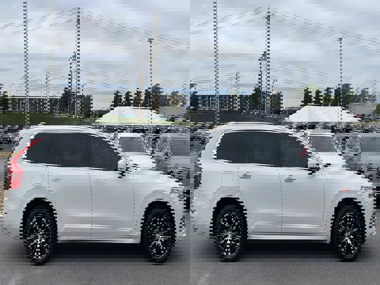 Used 2020 Volvo XC90 T6 Momentum image 8