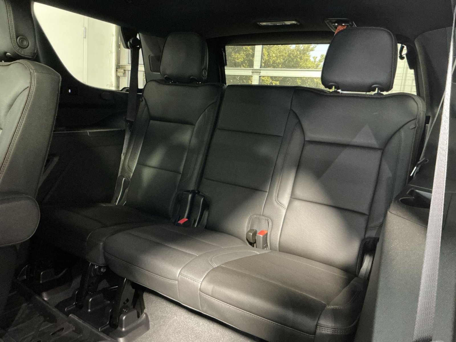Used 2023 Chevrolet Tahoe High Country AWD/4WD image 26