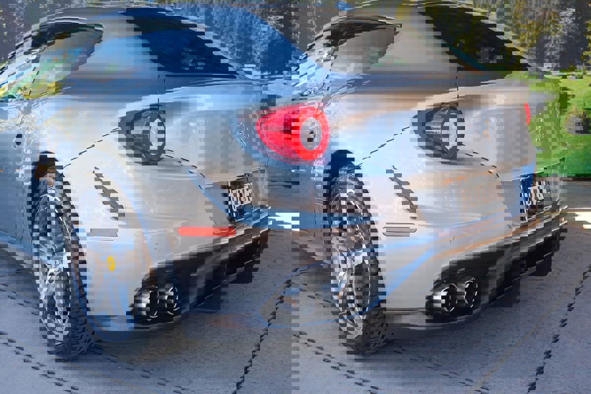 Used 2012 Ferrari FF image 37