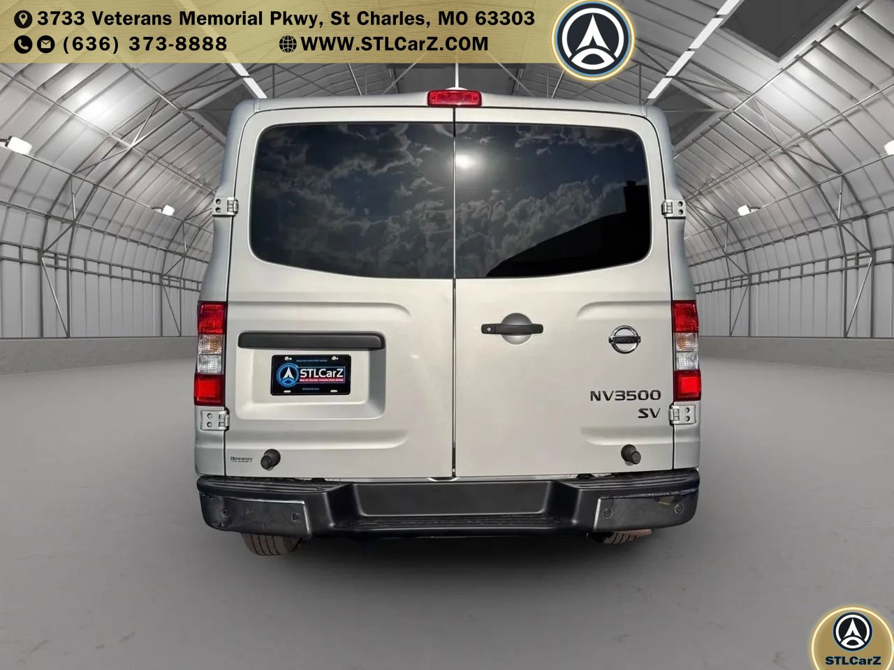 Used 2017 Nissan NV 3500 SV image 4