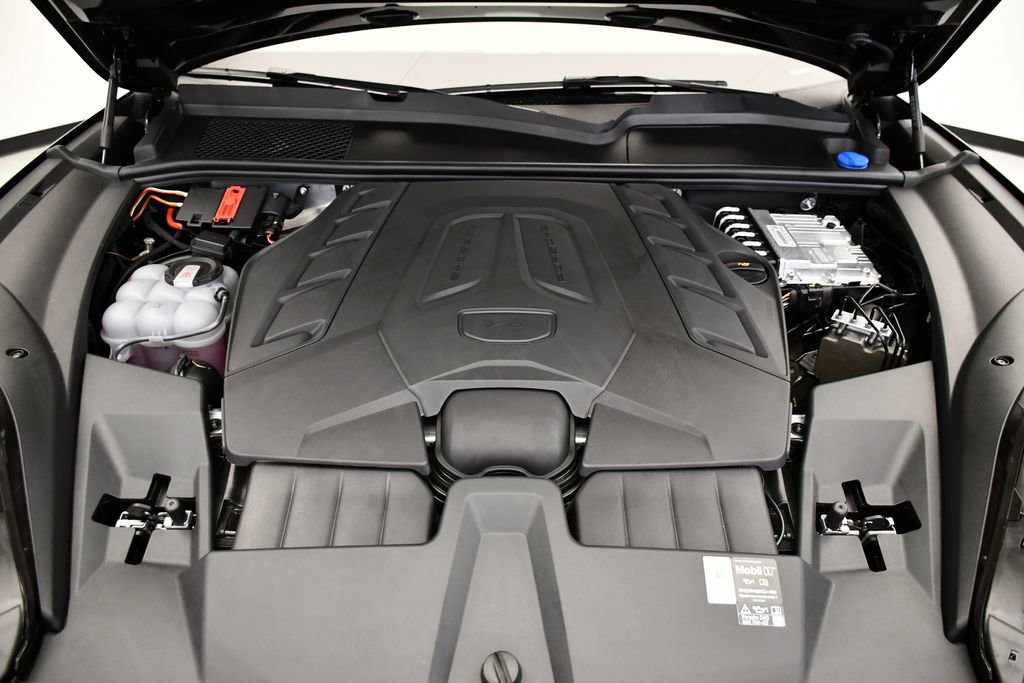 New 2026 Porsche Cayenne Turbo GT AWD/4WD image 12