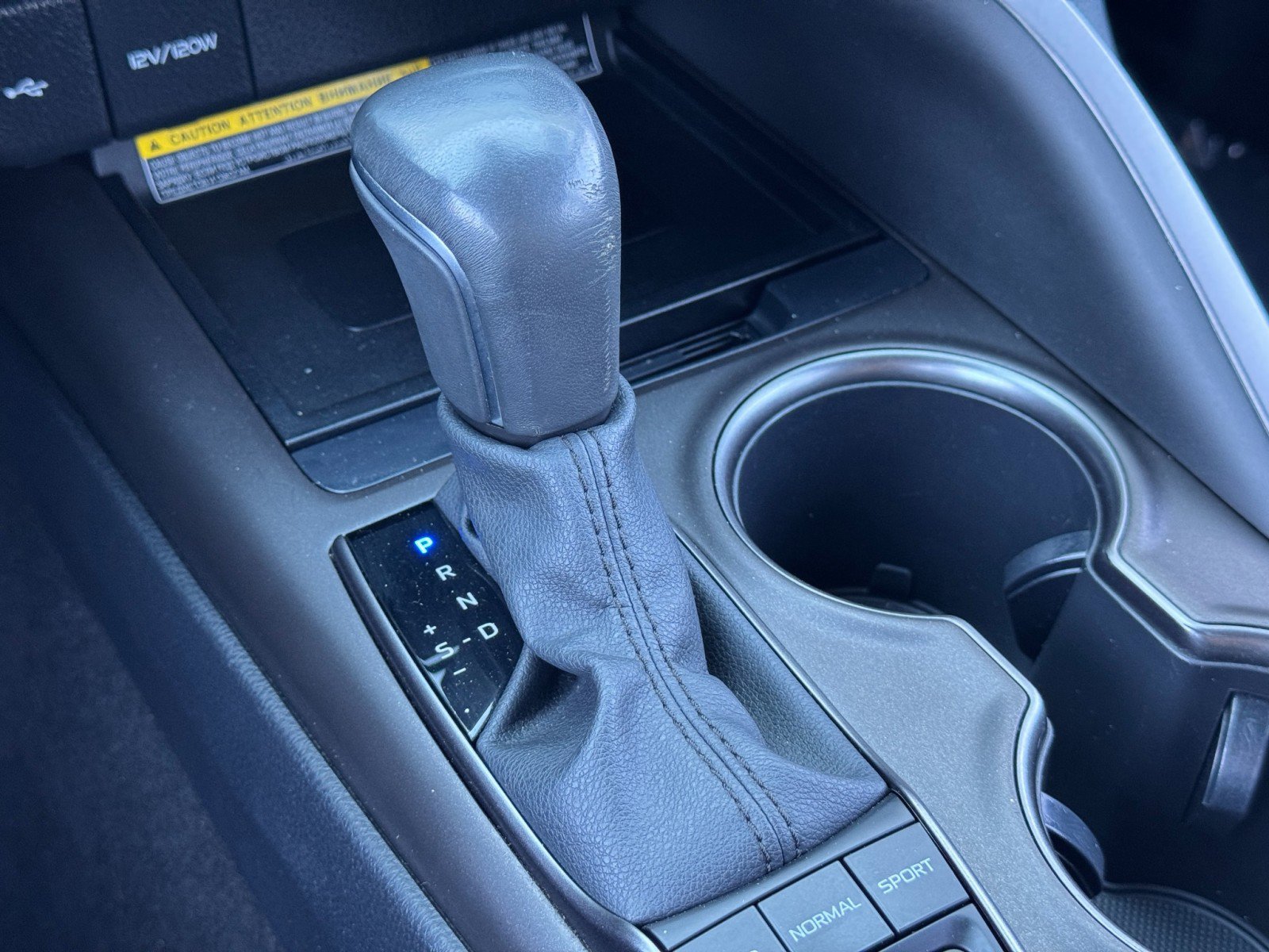 Used 2021 Toyota Camry XSE image 27