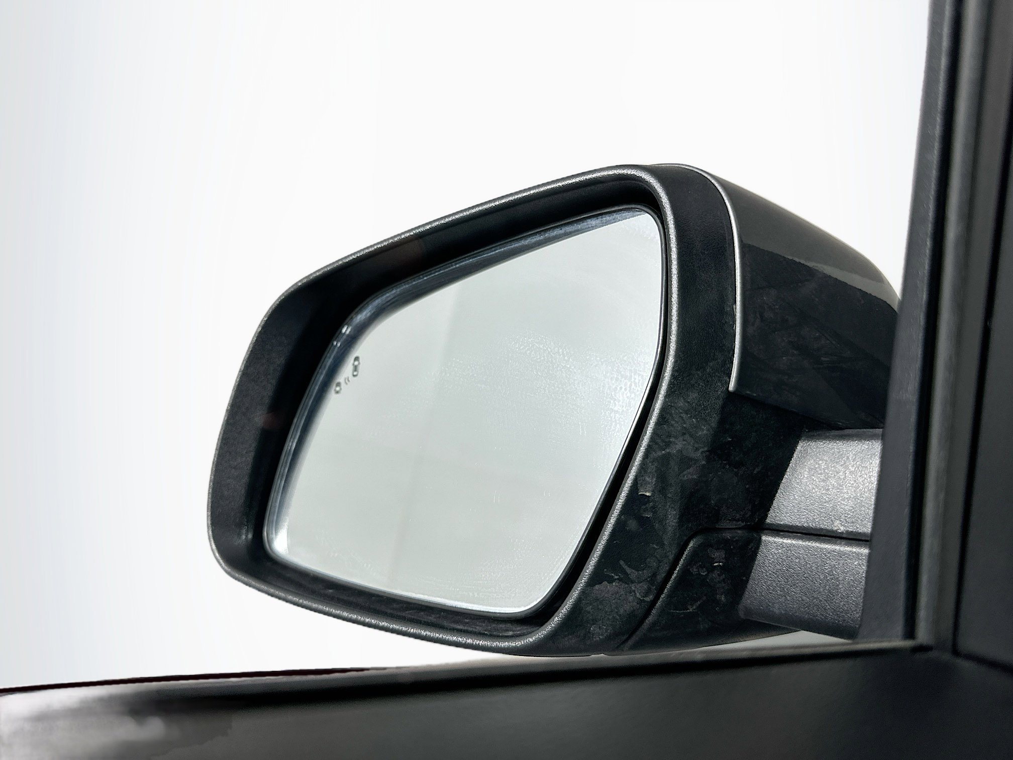 Used 2025 Hyundai Venue SEL image 16