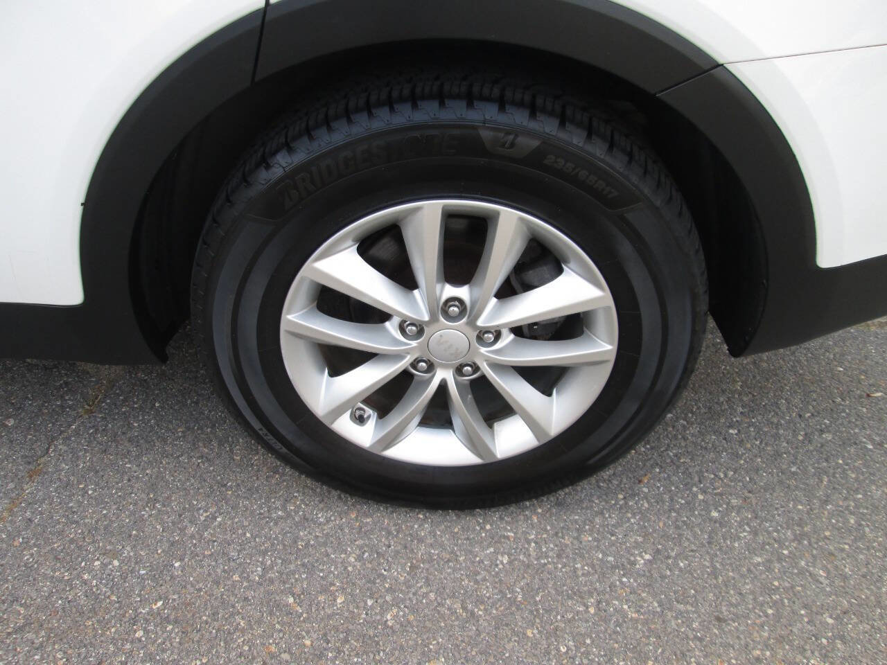 Used 2016 Kia Sorento LX image 11