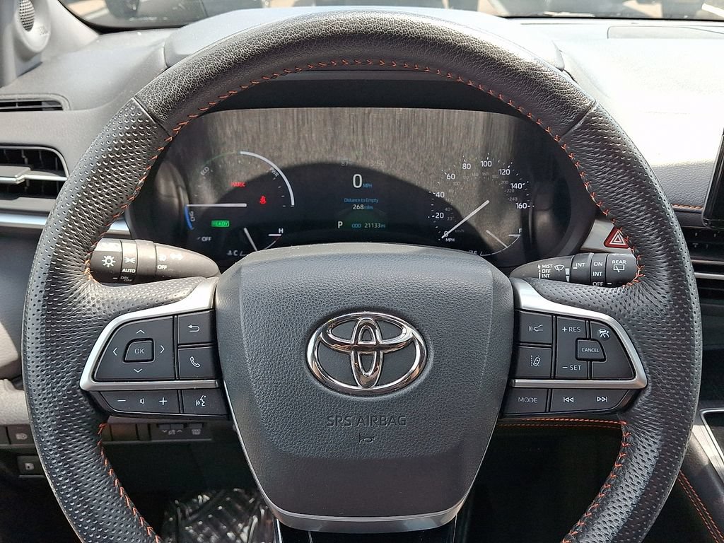 Certified 2023 Toyota Sienna XSE w/ XSE Plus Package AWD/4WD image 22