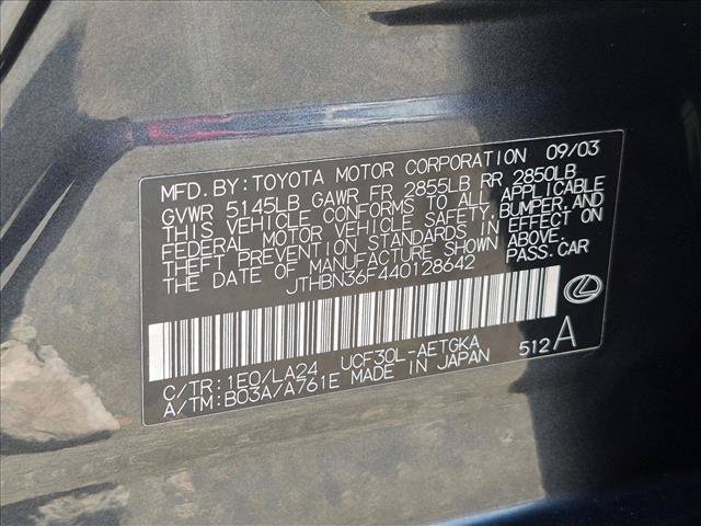Used 2004 Lexus LS 430 RWD image 25