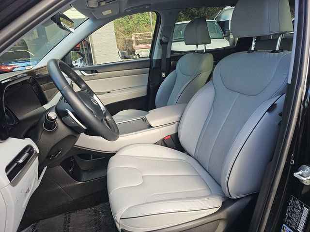 Used 2024 Hyundai Palisade SEL w/ Premium Package AWD/4WD image 9