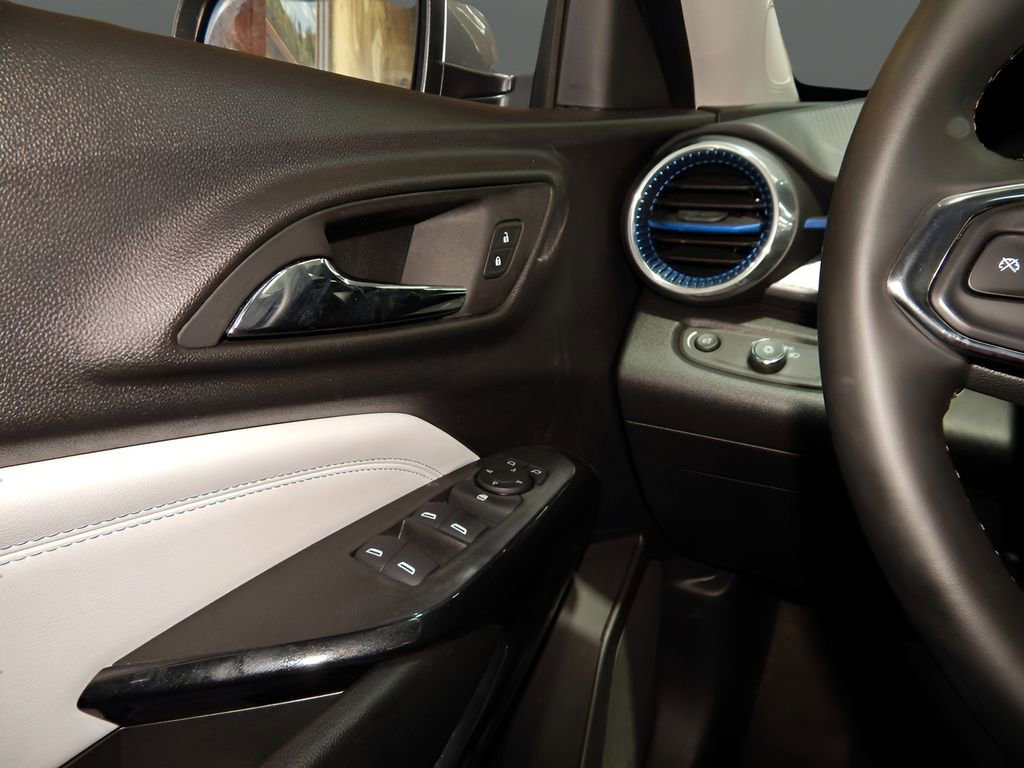 Used 2026 Chevrolet Trax LT w/ Driver Confidence Package FWD image 12