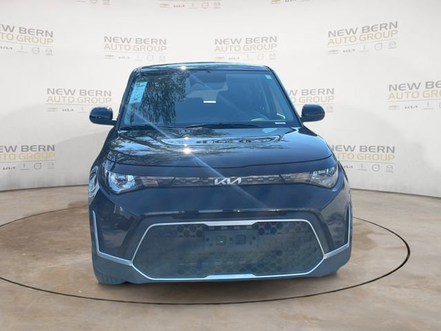 Used 2025 Kia Soul LX image 8