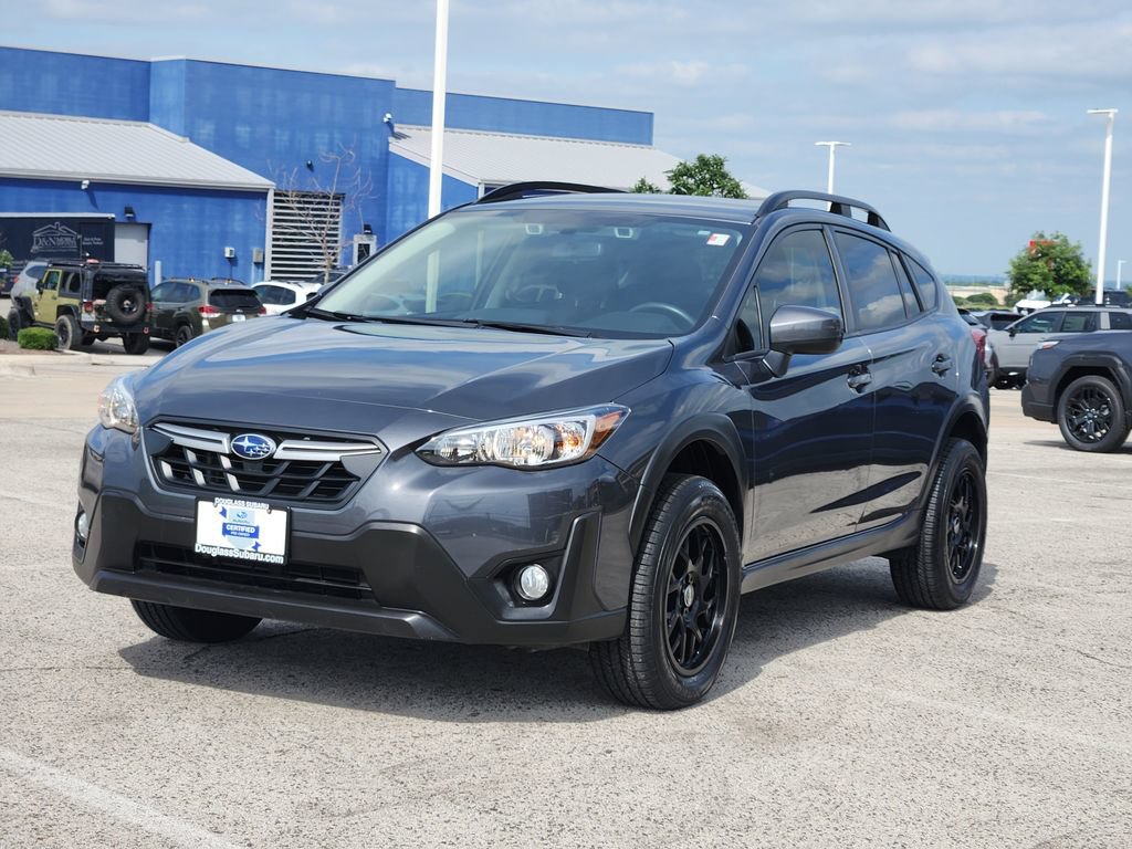 Certified 2022 Subaru Crosstrek 2.0i Premium AWD/4WD image 2