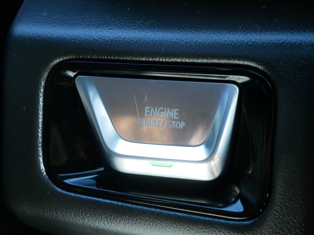 Certified 2025 GMC Yukon XL AT4 w/ AT4 Premium Package image 26