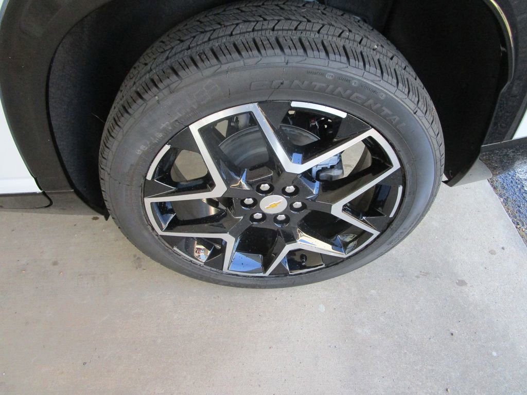 New 2026 Chevrolet Traverse High Country image 9