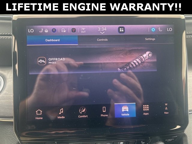 New 2025 Jeep Grand Cherokee L Overland w/ Luxury Tech Group IV image 32