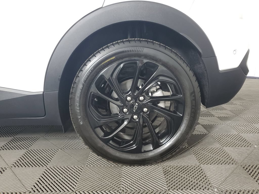 New 2027 Chevrolet Bolt RS w/ Super Cruise Package FWD image 28