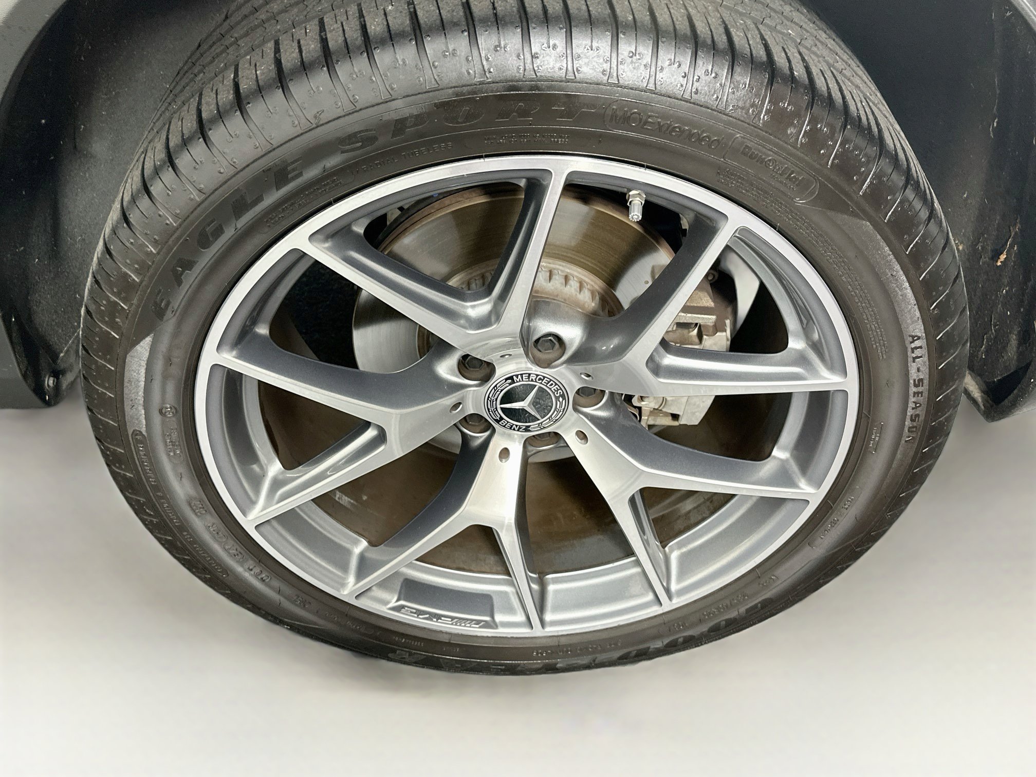 Used 2020 Mercedes-Benz GLC 300 4MATIC image 11