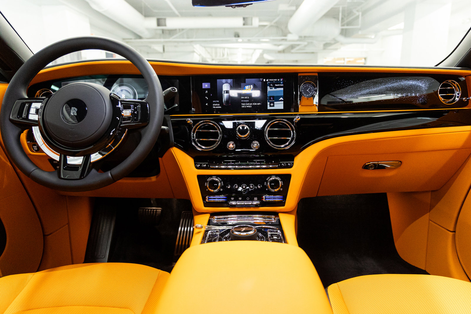 New 2026 Rolls-Royce Spectre image 34