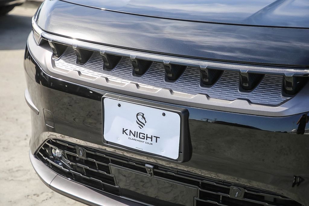 New 2025 Jeep Wagoneer S Limited AWD/4WD image 6