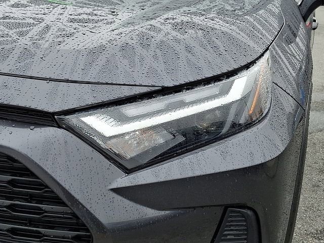 Certified 2025 Toyota RAV4 XLE AWD/4WD image 9