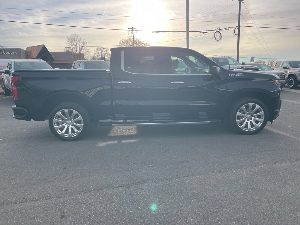 Used 2019 Chevrolet Silverado 1500 High Country w/ Technology Package image 6