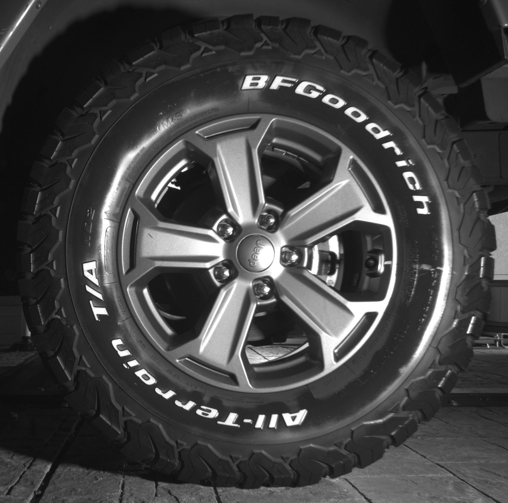 Used 2015 Jeep Wrangler Unlimited Sahara w/ Connectivity Group AWD/4WD image 27