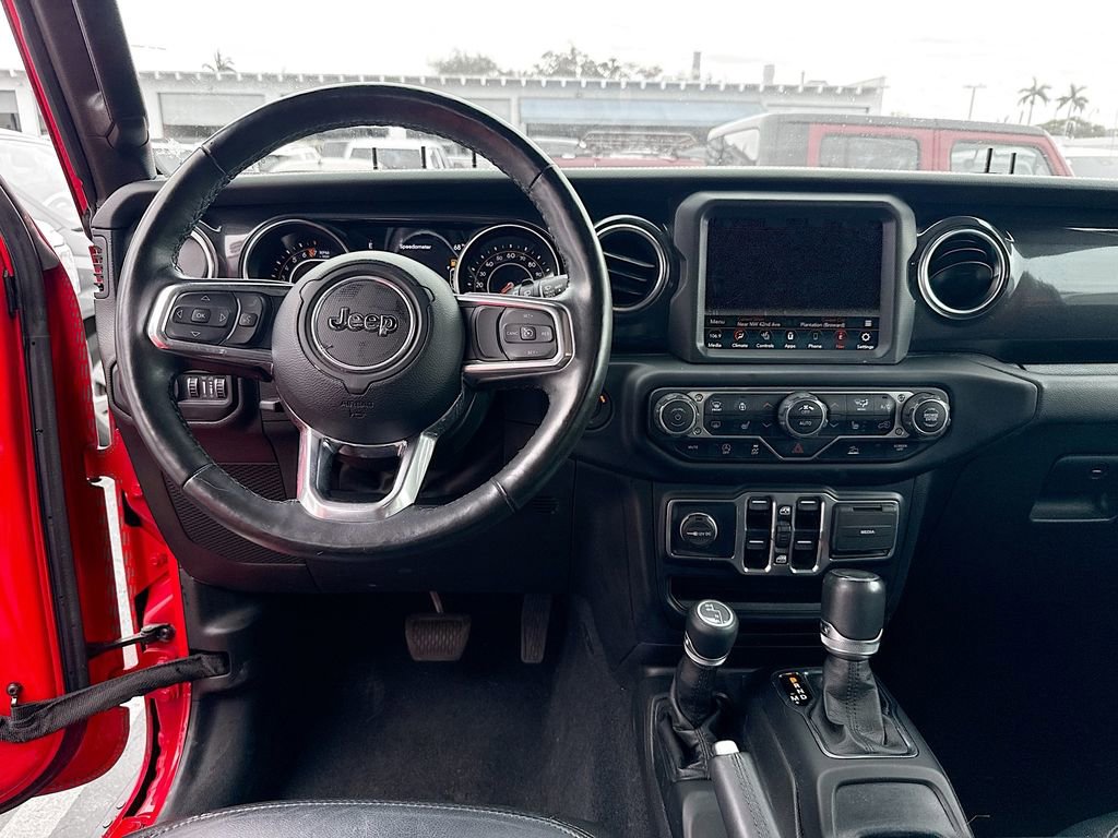 Used 2022 Jeep Wrangler Unlimited Sahara image 25