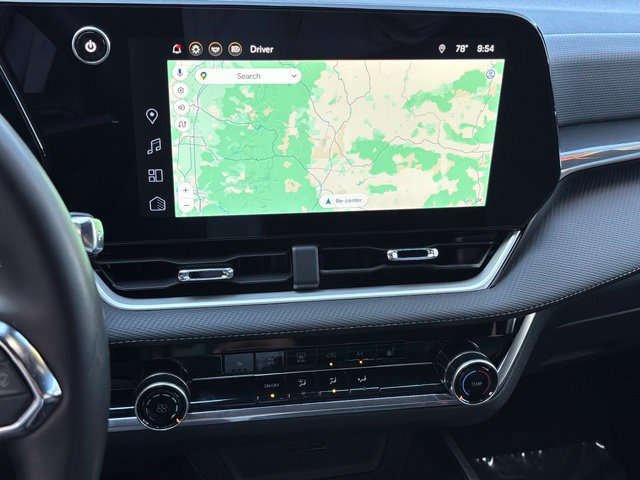 Used 2025 Chevrolet Equinox LT FWD image 22