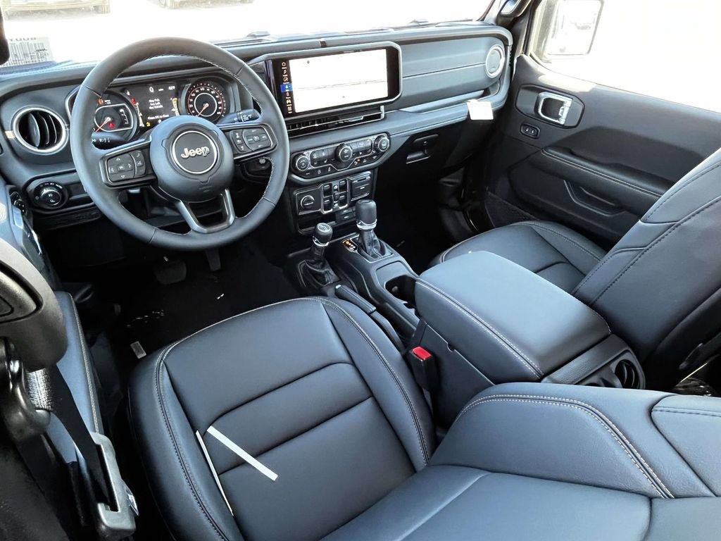 New 2026 Jeep Gladiator Sport AWD/4WD image 10