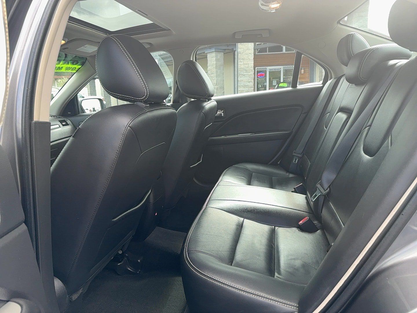 Used 2012 Ford Fusion SEL FWD image 6
