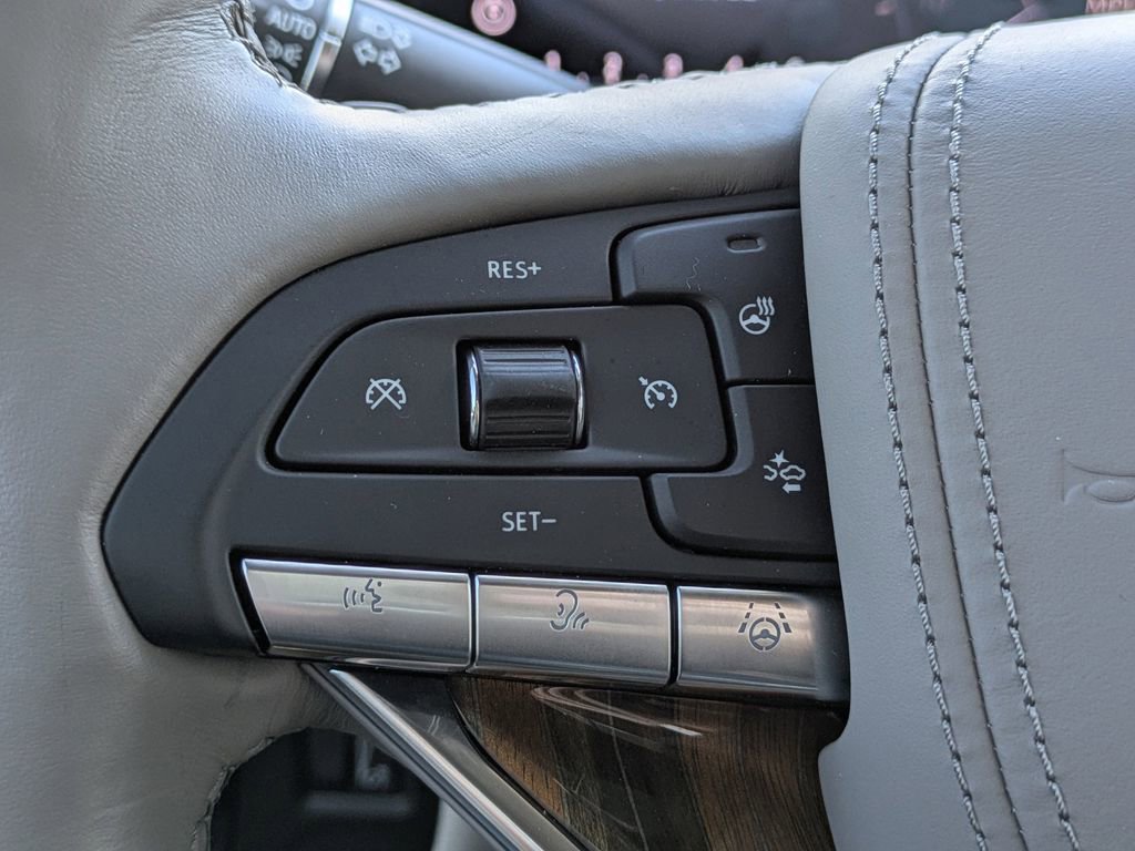 Certified 2024 Cadillac Escalade ESV Premium Luxury Platinum w/ Heavy-Duty Trailer Package image 34