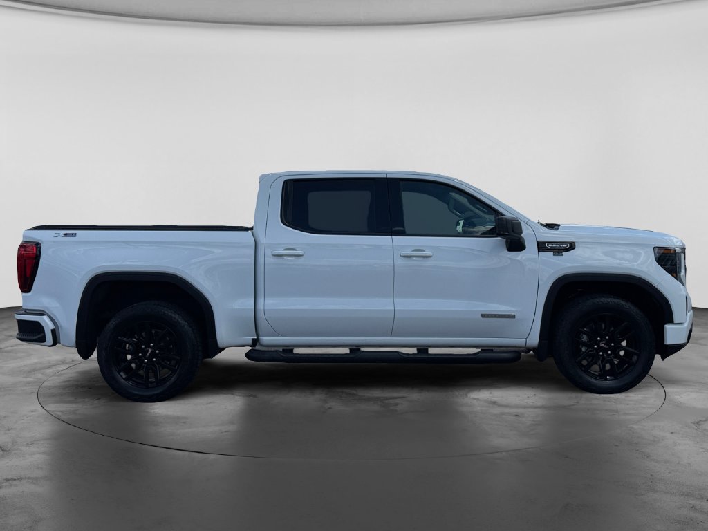 Used 2023 GMC Sierra 1500 Elevation w/ X31 Off-Road Package AWD/4WD image 10