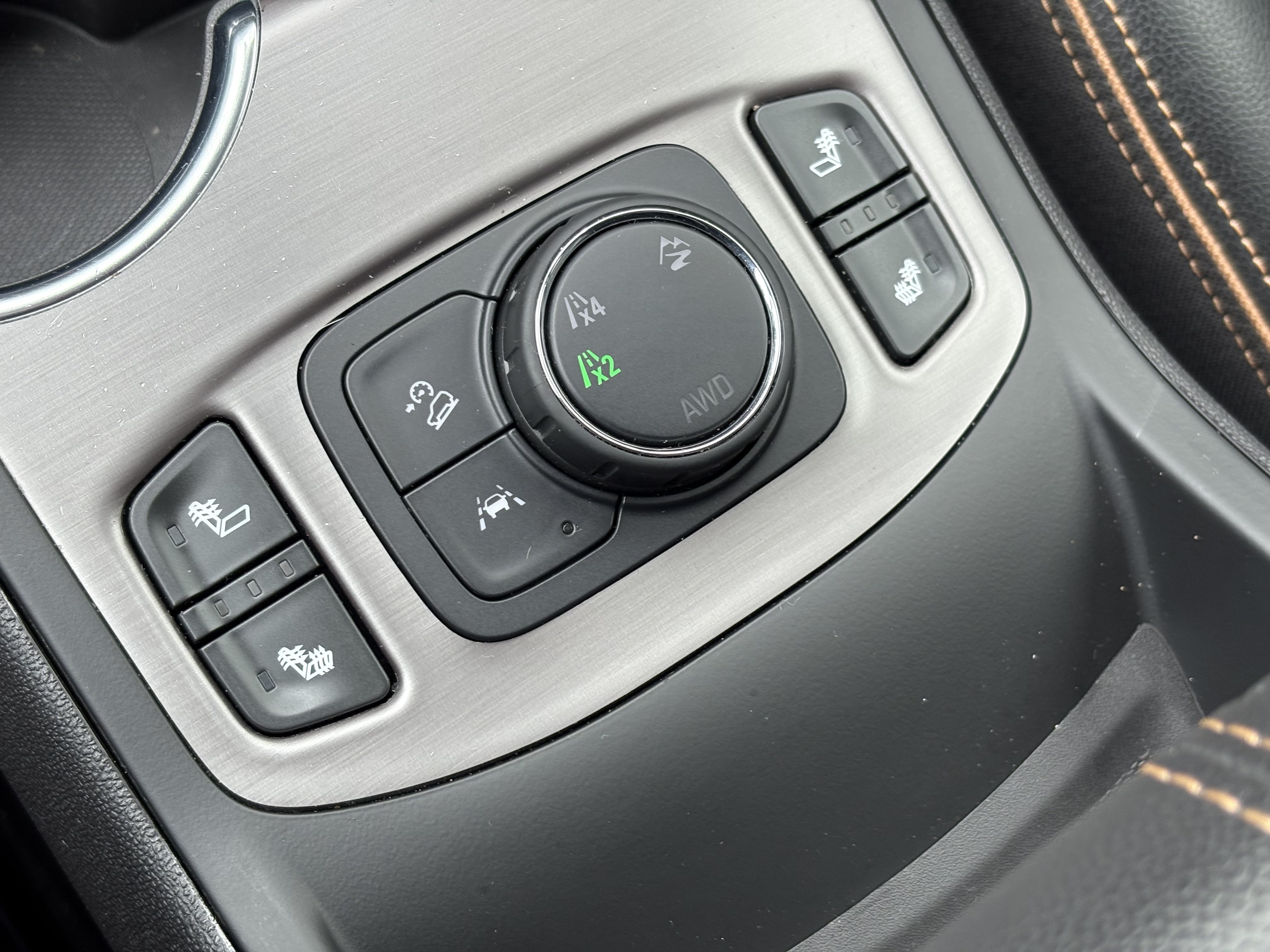Used 2023 GMC Terrain AT4 AWD/4WD image 26