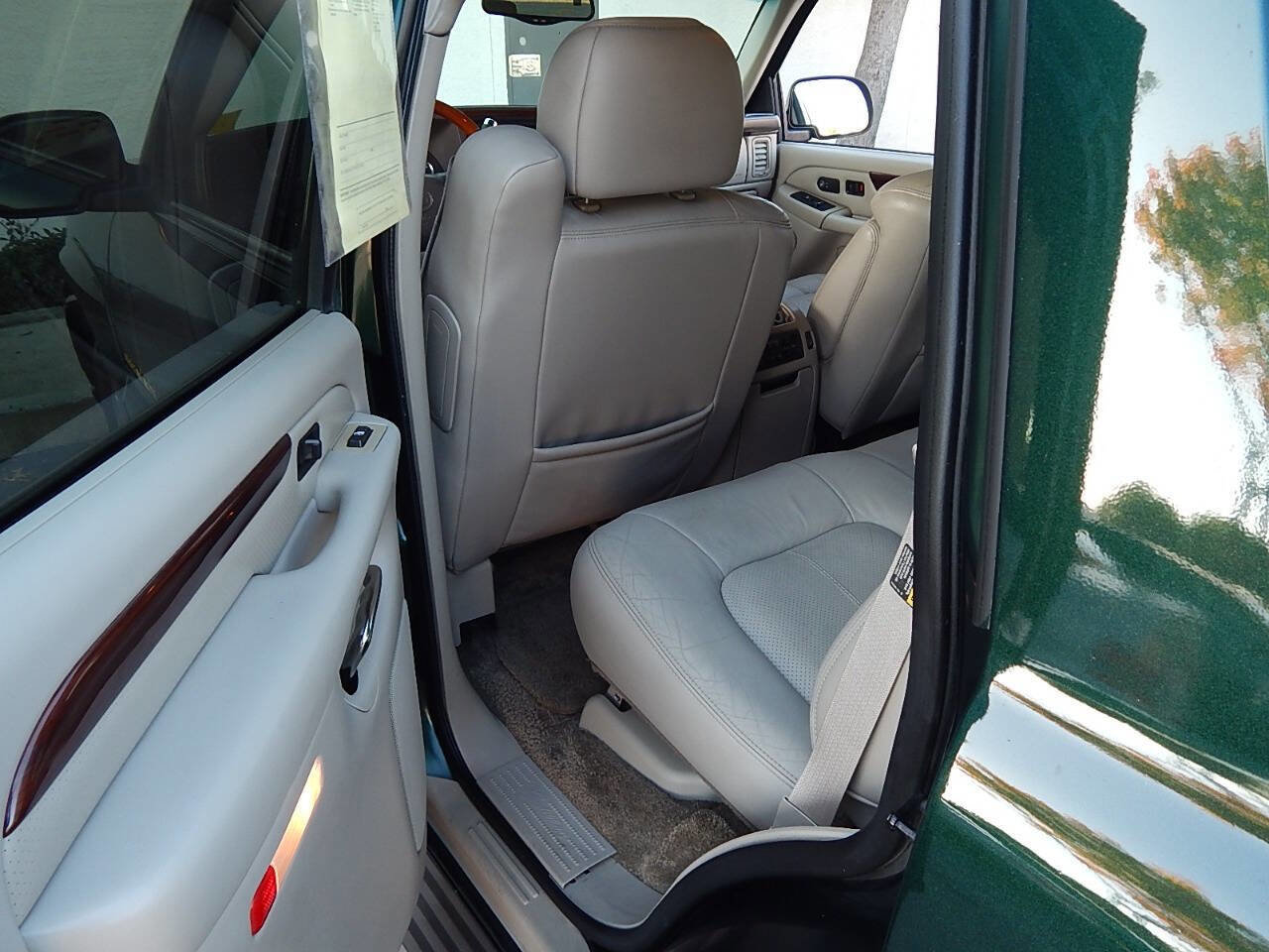 Used 2002 Cadillac Escalade 2WD image 12