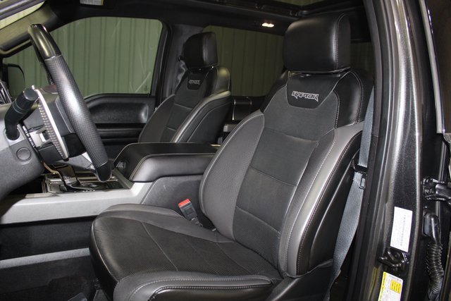 Used 2019 Ford F150 Raptor w/ Equipment Group 802A Luxury image 11
