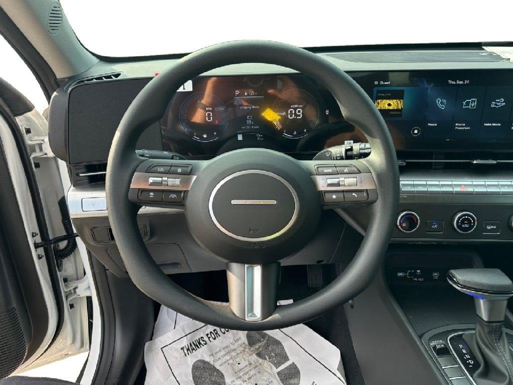 New 2027 Hyundai Kona SE FWD image 13