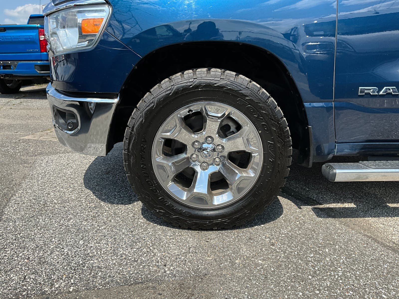 Used 2023 RAM 1500 Big Horn AWD/4WD image 30
