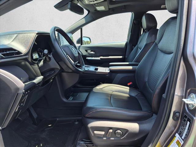 Used 2021 Toyota Sienna XSE w/ XSE Plus Package AWD/4WD image 16