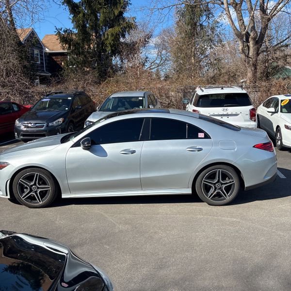 Used 2022 Mercedes-Benz CLA 250 4MATIC video 3