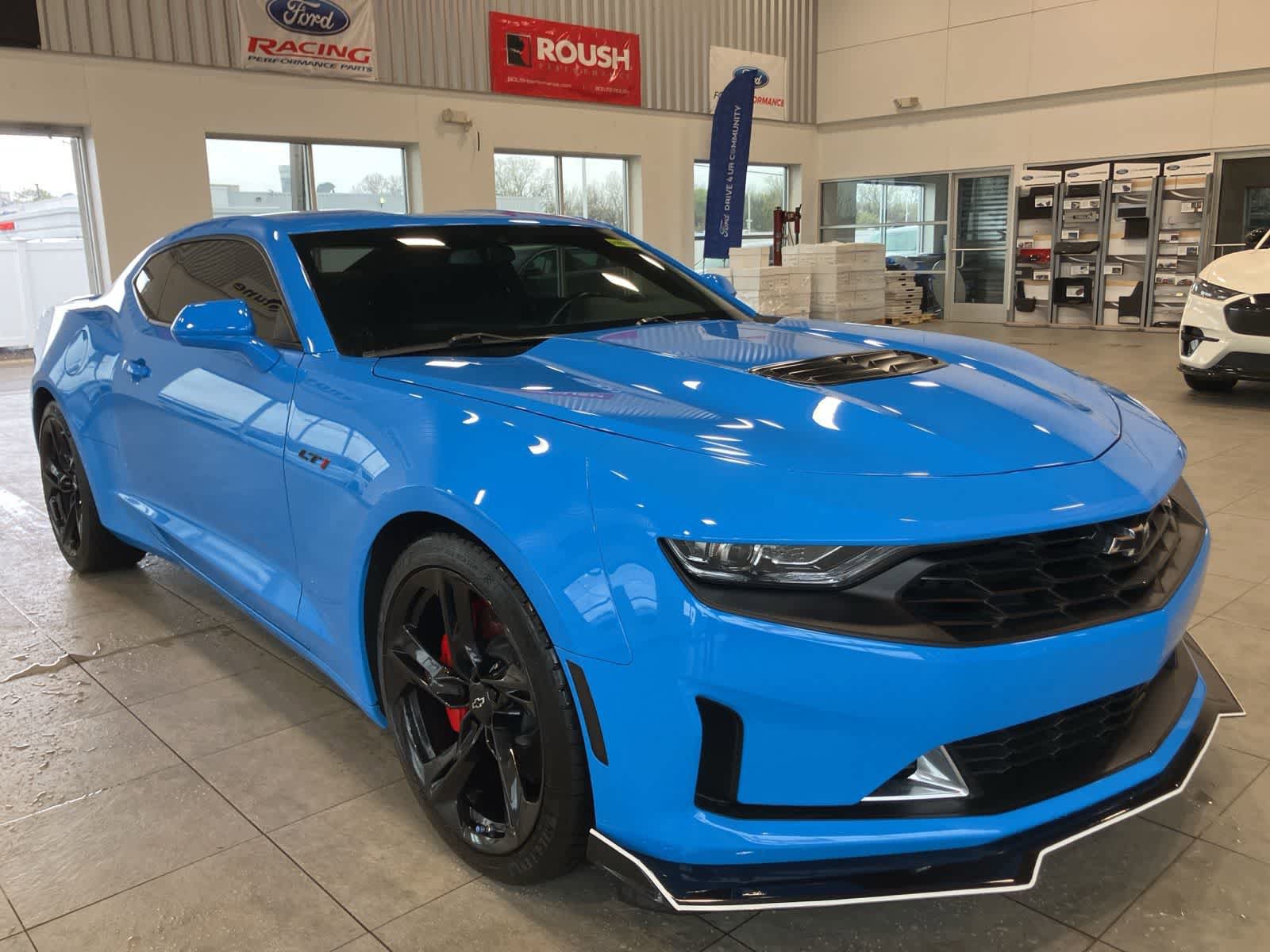 Used 2022 Chevrolet Camaro LT w/ RS Package RWD image 3