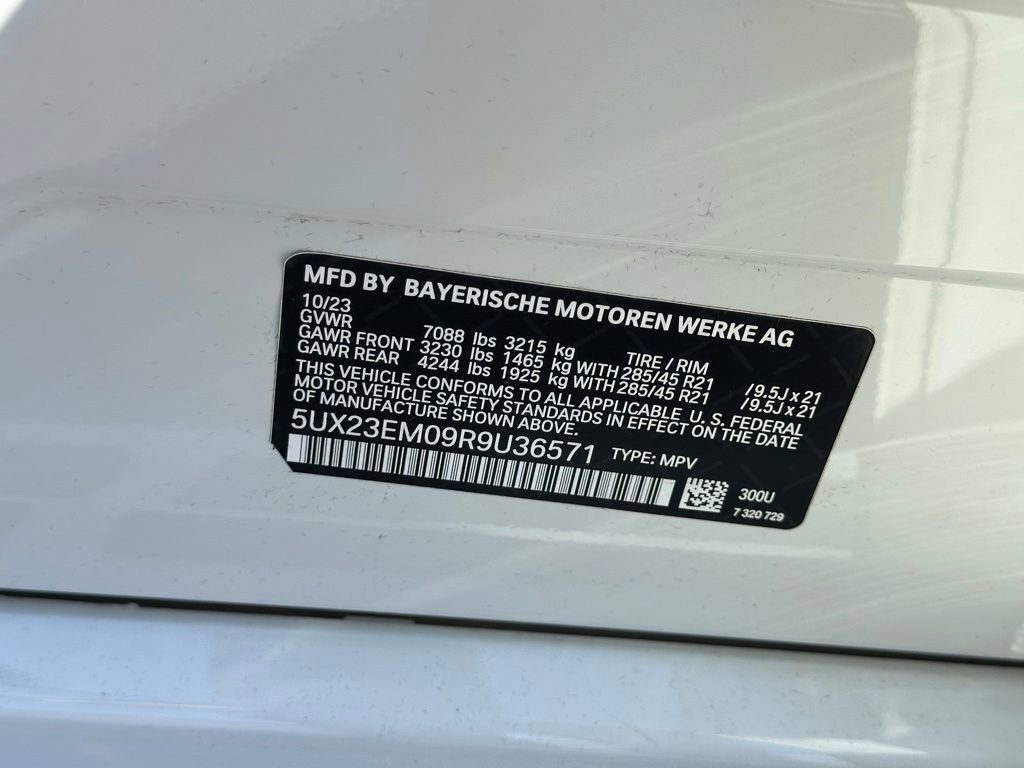 Certified 2024 BMW X7 xDrive40i w/ Premium Package image 29