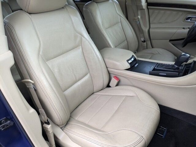 Used 2013 Ford Taurus Limited image 30