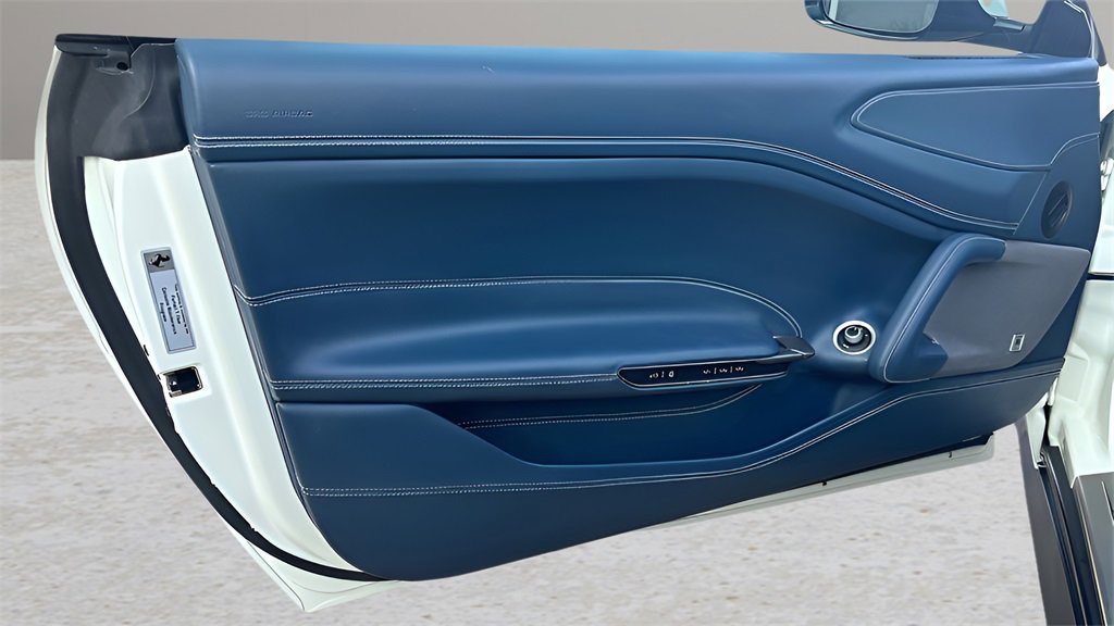 Used 2017 Ferrari GTC4Lusso image 32