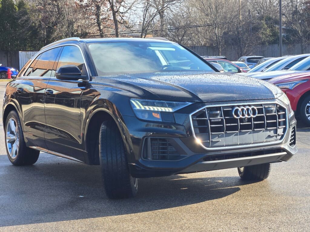 Used 2019 Audi Q8 Prestige w/ Towing Package image 4