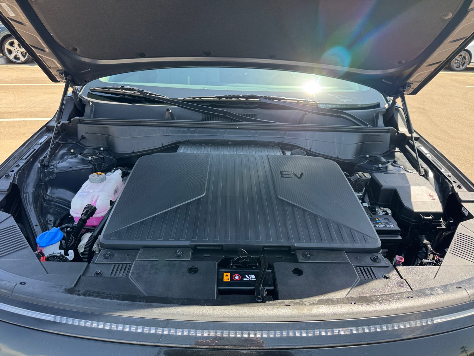Used 2024 Hyundai Kona Limited FWD image 21