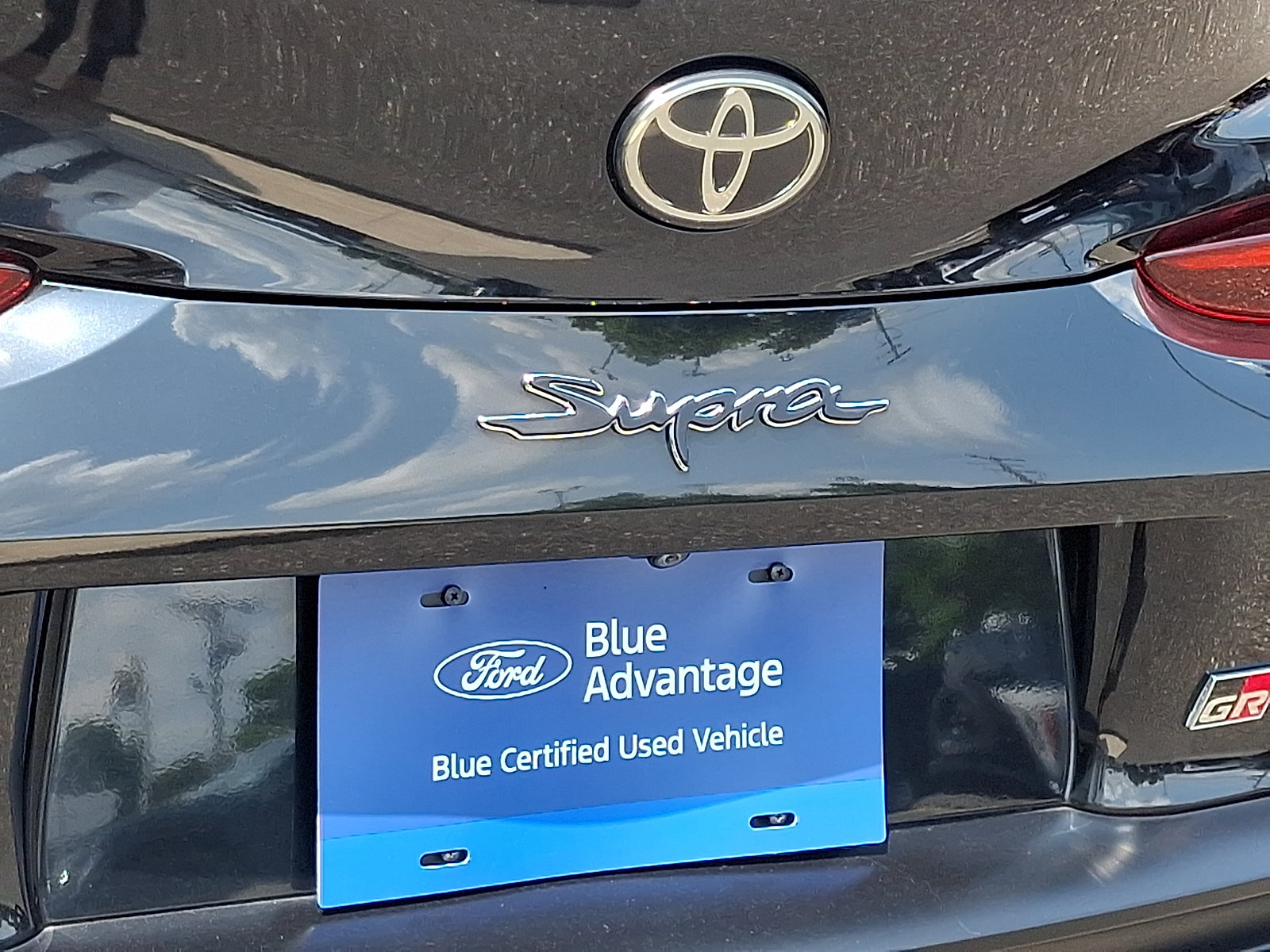 Used 2022 Toyota Supra Premium w/ Driver Assist Package RWD image 29