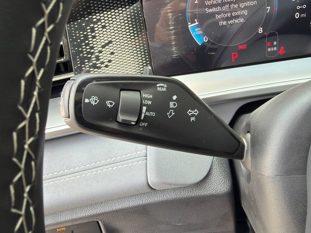 New 2026 Volkswagen Tiguan SE AWD/4WD image 30