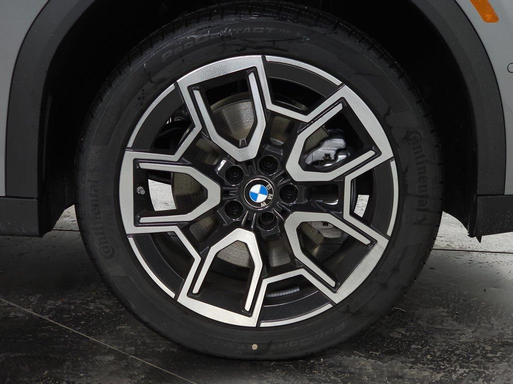 New 2026 BMW X2 xDrive28i w/ Technology Package AWD/4WD image 8