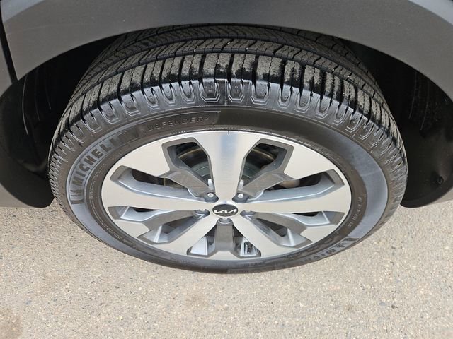 Used 2022 Kia Telluride S AWD/4WD image 15